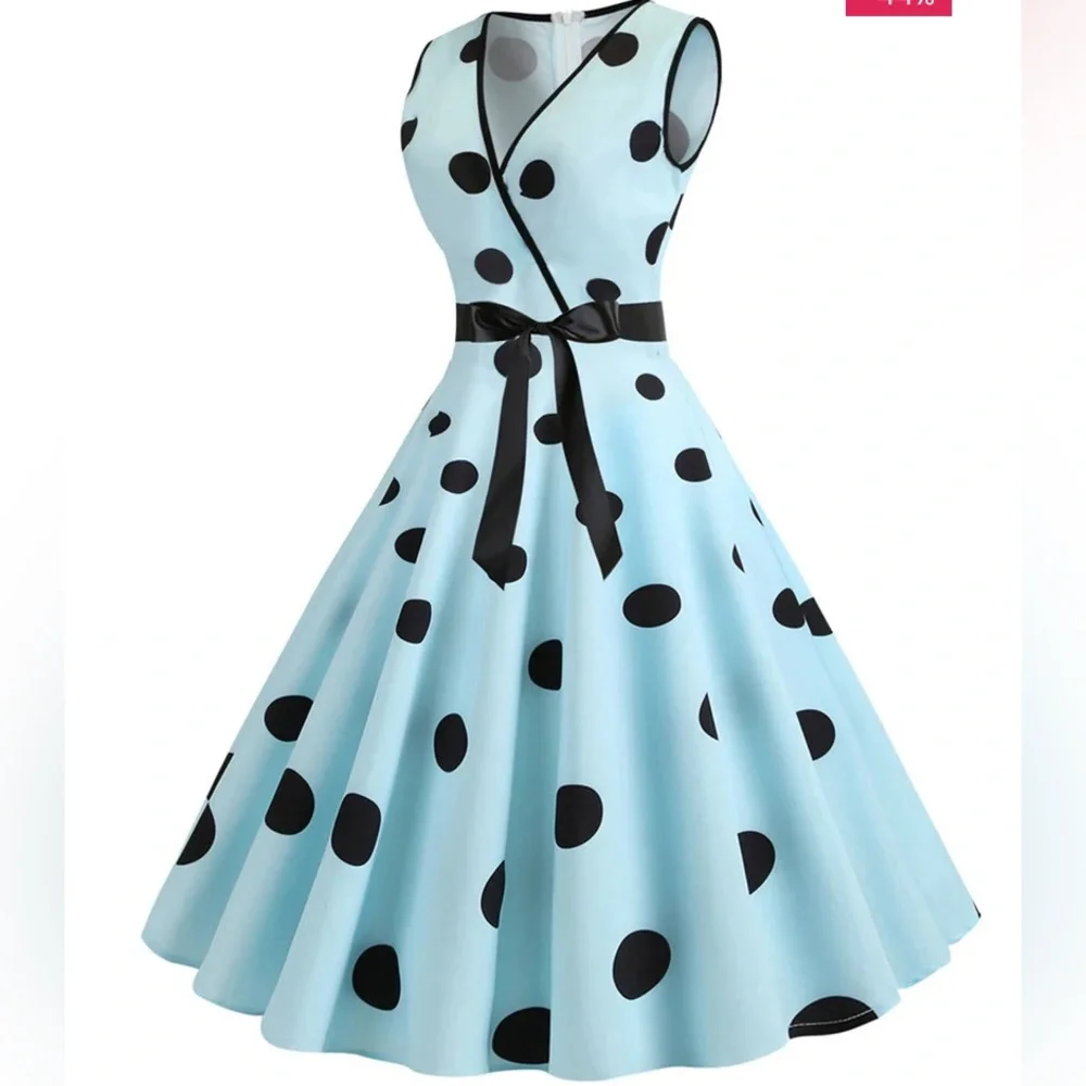 Blue Polka dot dress - Picture 2 of 9